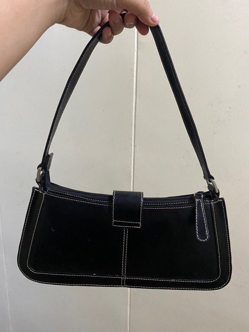 Kenneth cole baguette bag 2025