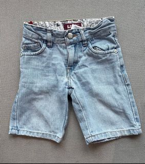 (Category: ) located in . Submitted by coffeeorkopi (Listing ID 1207659610, Image 1). Description: .
