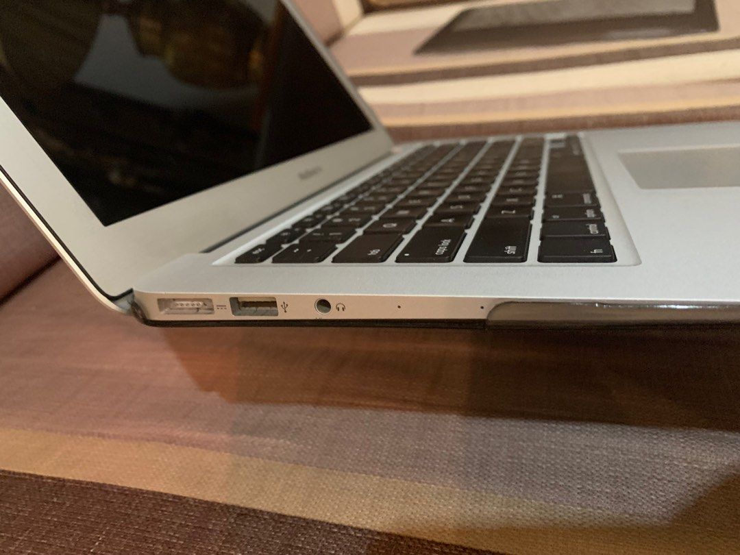 macbook air 13 early 2017