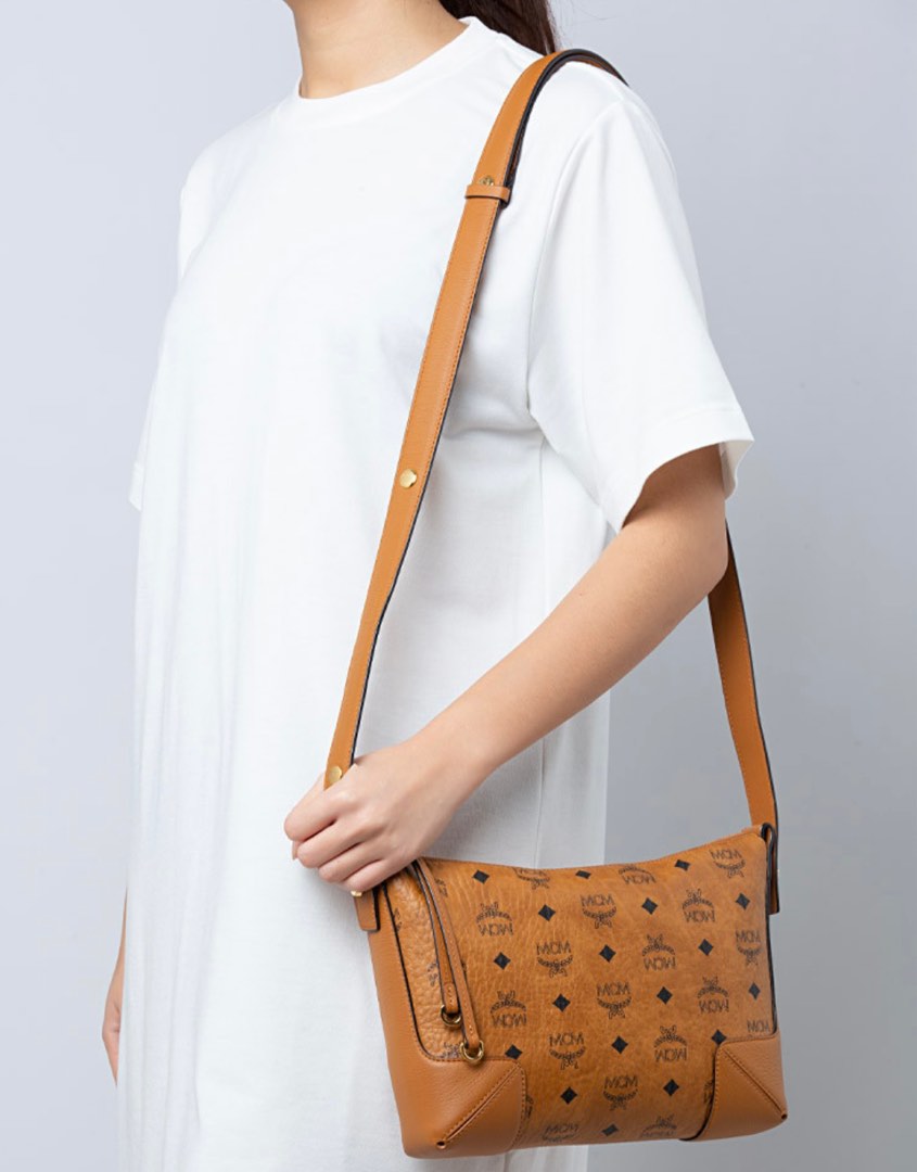 Mcm Klara hobo bag medium di Yesika_brandeshop | Tokopedia