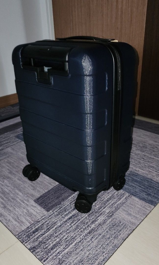 Muji Hard Carry Suitcase / 20L, Hobbies & Toys, Travel, Luggage on