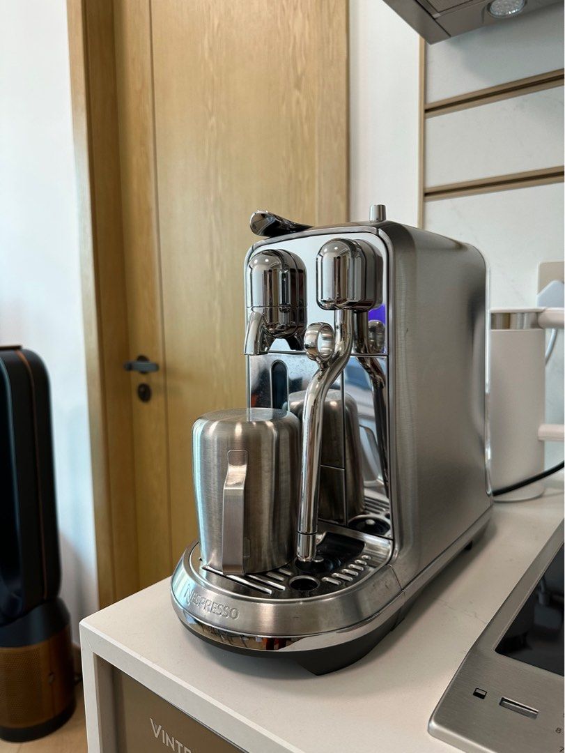 Nespresso Creatista Plus咖啡機, 家庭電器, 廚房電器, 咖啡機及咖啡壺