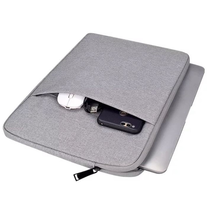 [NEW] Laptop Sleeve Case 15.6 Inch Hitam, Fesyen Pria, Tas & Dompet