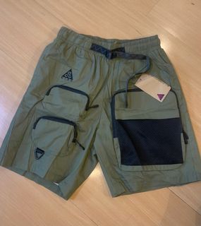 Nike acg cargo shorts