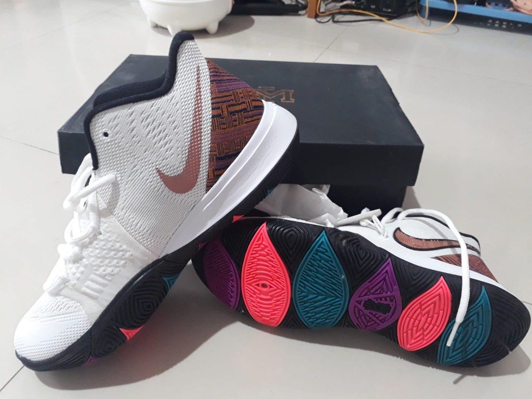Kyrie 5 top bhm on feet