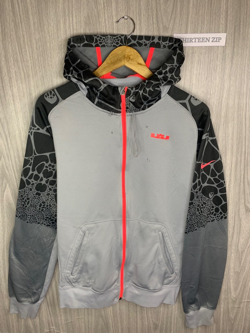Nike lebron jacket deals