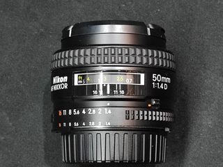 （分類：）位於 。 由 cameragoaway 提交（商品編號 1095765469，圖片 1）。簡介： 。