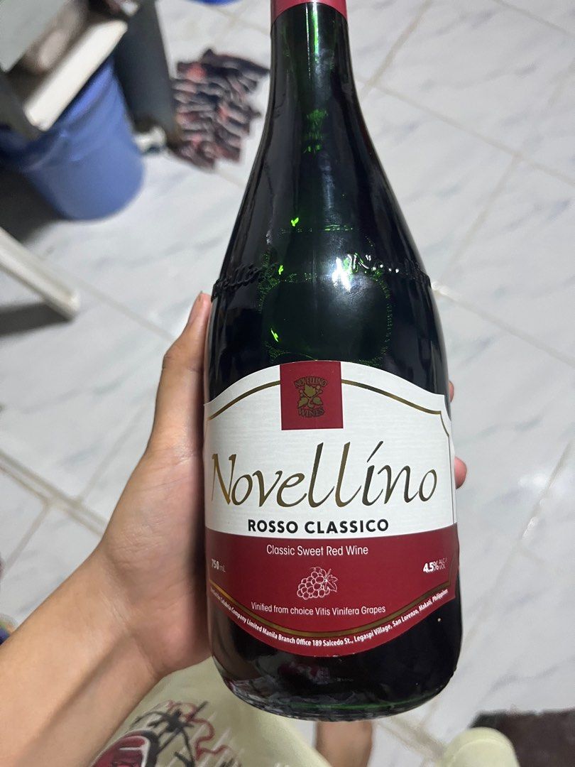 Novellino red wine, Food & Drinks, Beverages on Carousell