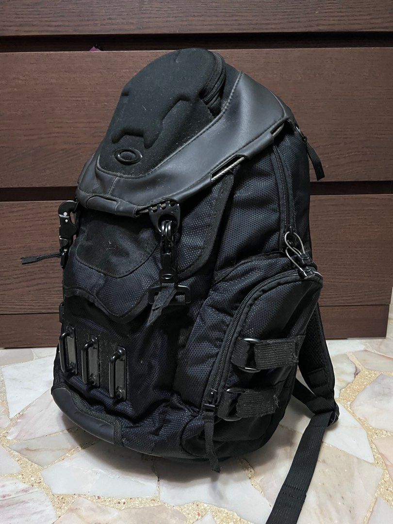 Oakley stealth backpack shop