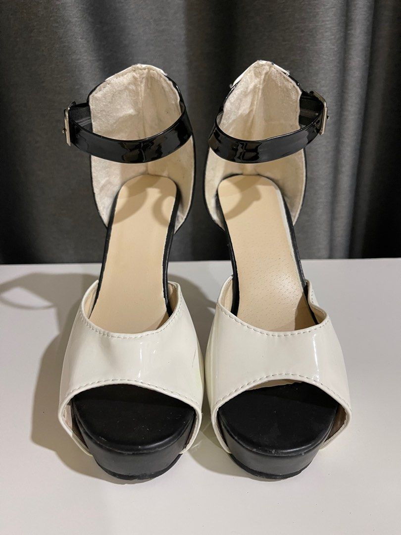Open toe Strap high heels 12cm red bottom, Women's Fashion, Footwear, Heels  on Carousell