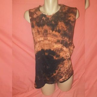 Orange/black tie dye sleeveless tshirt medium
