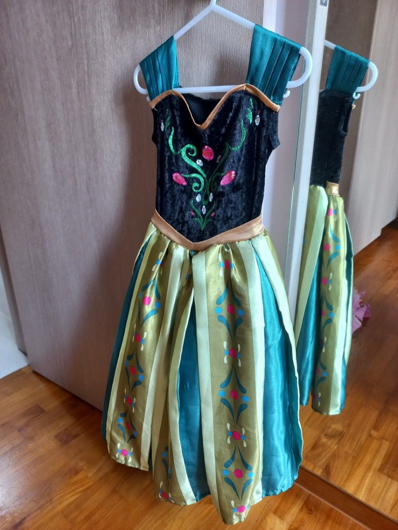 Disneyland discount princess dresses