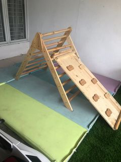 Pikler triangle prosotan Anak slide climbing montessori panjatan kayu