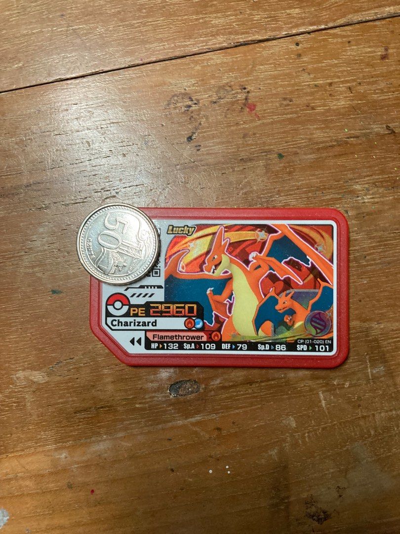 Pokémon gaole lucky charizard 4 star, Video Gaming, Gaming Accessories