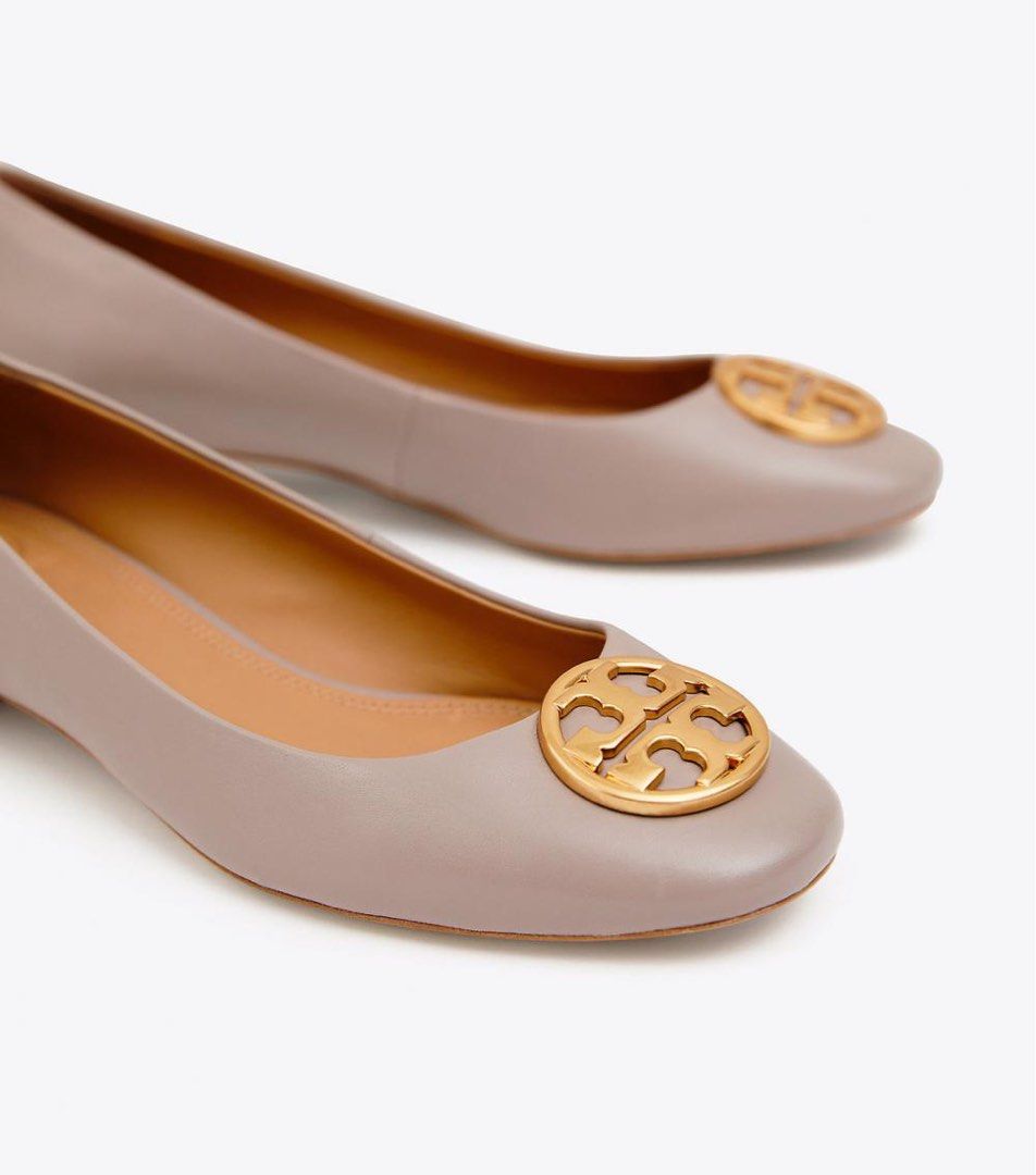 Preloved TB Chelsea 25mm Ballet Flat - Dust Storm, Luxury, Sneakers u0026  Footwear on Carousell