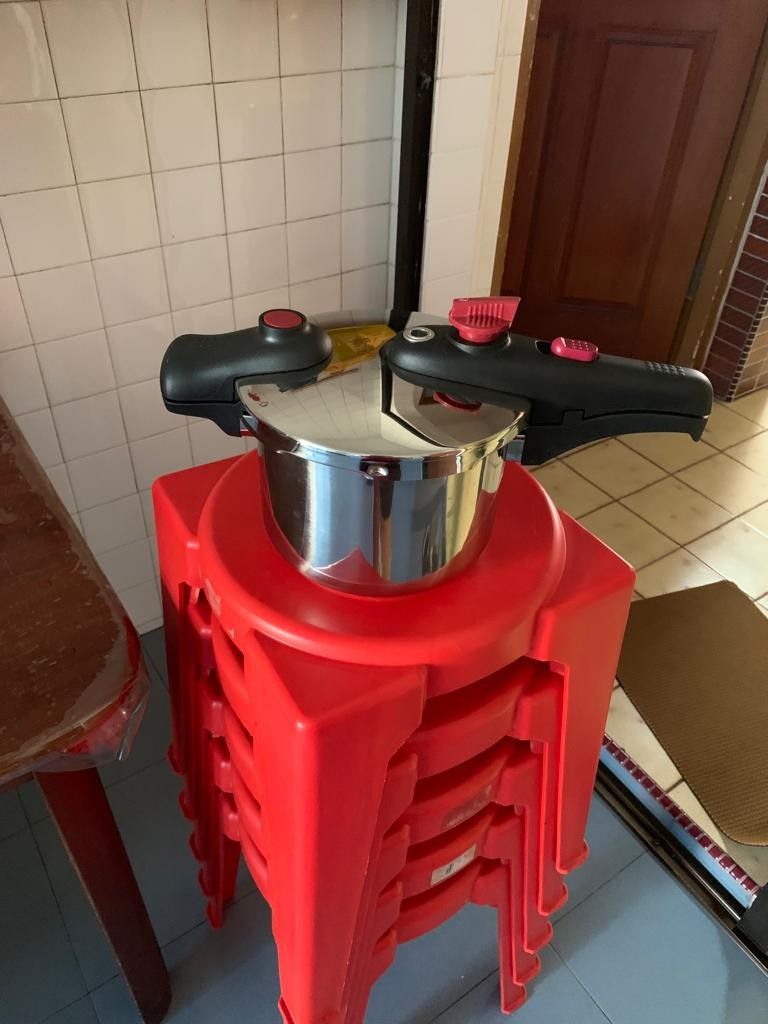 Pressure cooker, TV & Home Appliances, Kitchen Appliances, Cookers on