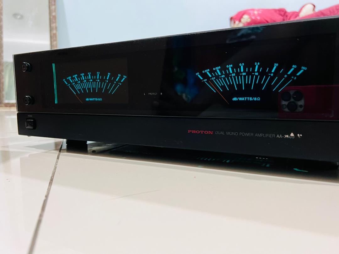 Proton AA2080 LED VU Meter power amplifier, Audio, Soundbars, Speakers