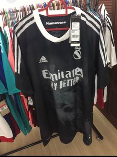 Camiseta real madrid human race outlet