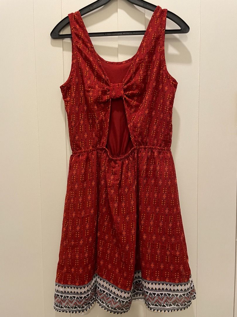Red Front Strap Backless Dress