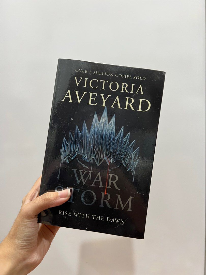 Red Queen Series, Hobbies & Toys, Books & Magazines, Fiction & Non