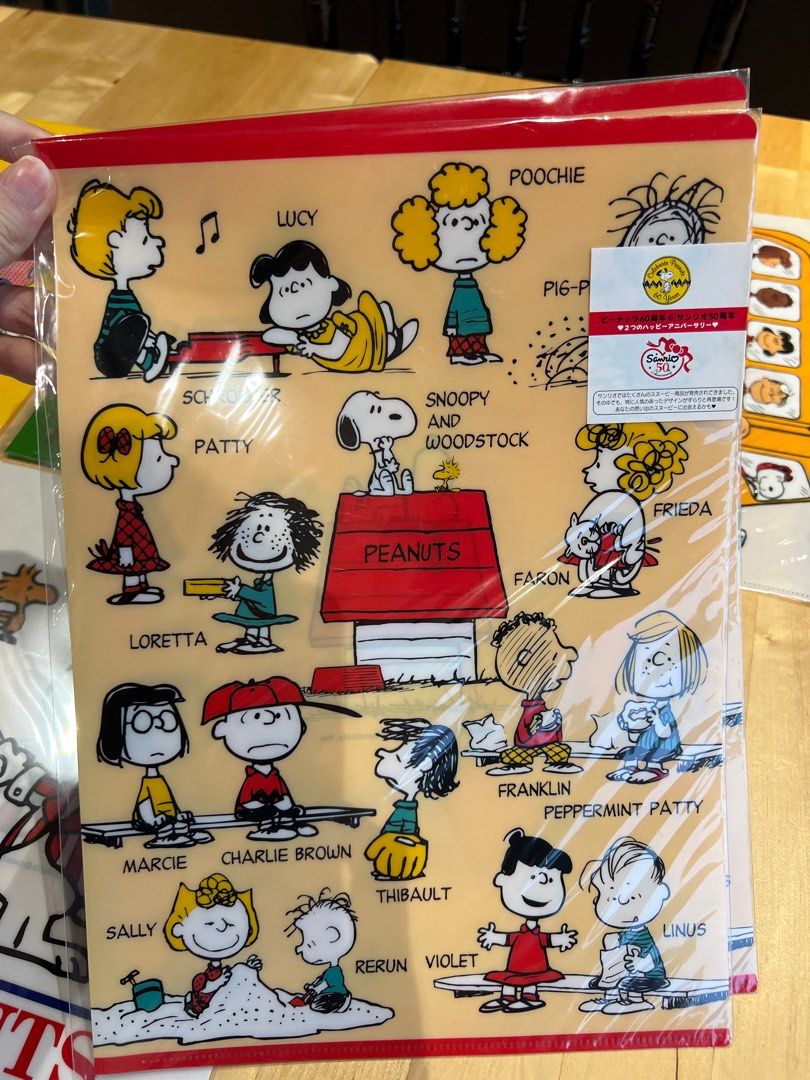 Snoopy Peanuts L-Shape Folder, Hobbies & Toys, Stationery & Craft, Stationery & School Supplies ...