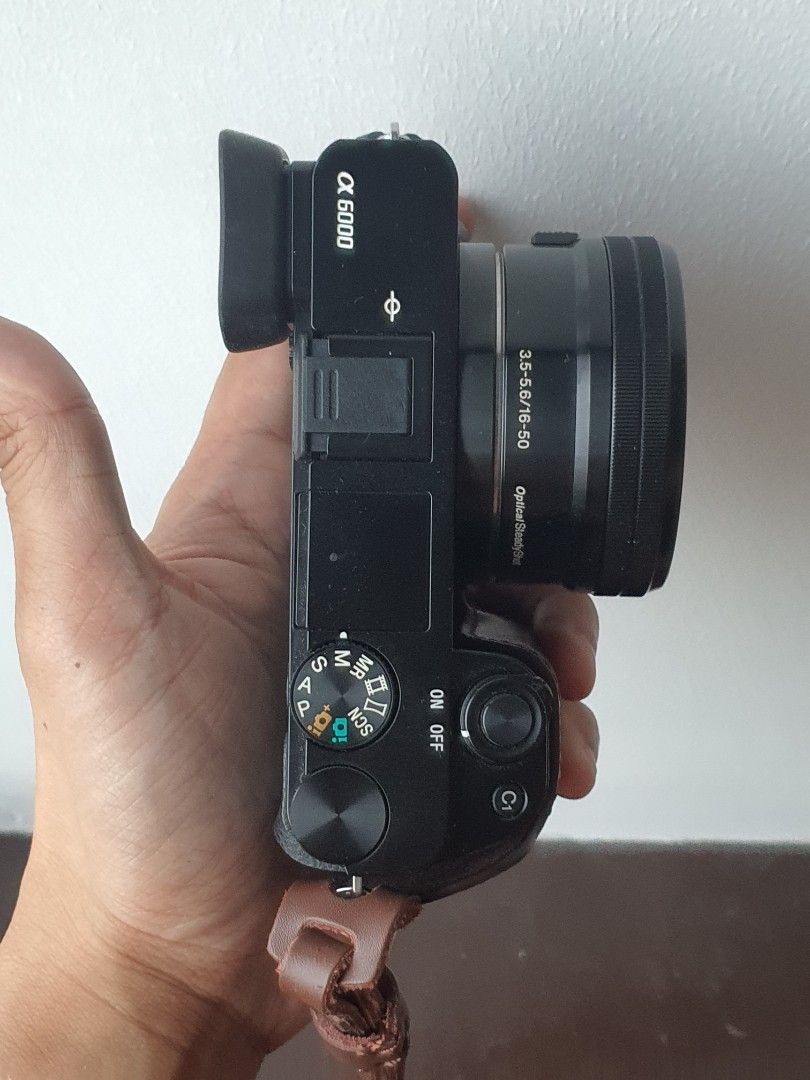 Sony A6000 Mirrorless Digital Camera, Photography, Cameras on Carousell