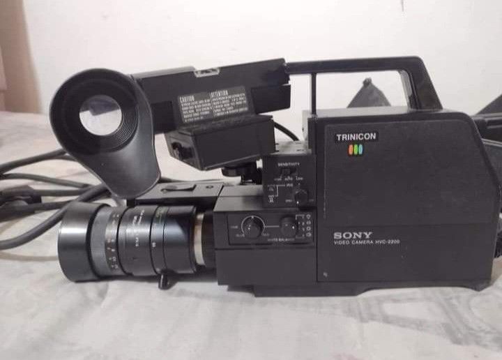 Sony Trinicon HVC3000p Video Camera, Photography, Video Cameras on