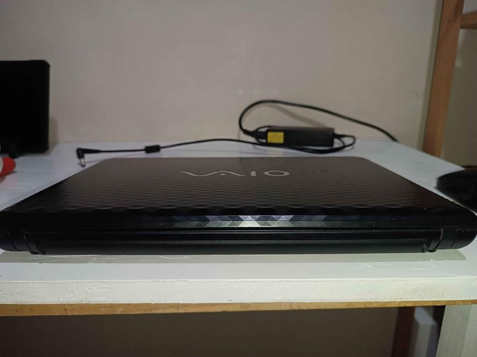 sony vaio i3, Computers & Tech, Laptops & Notebooks on Carousell