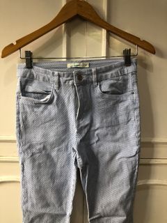 (Category: ) located in . Submitted by preloved.ellenmay (Listing ID 1207766496, Image 1). Description: .