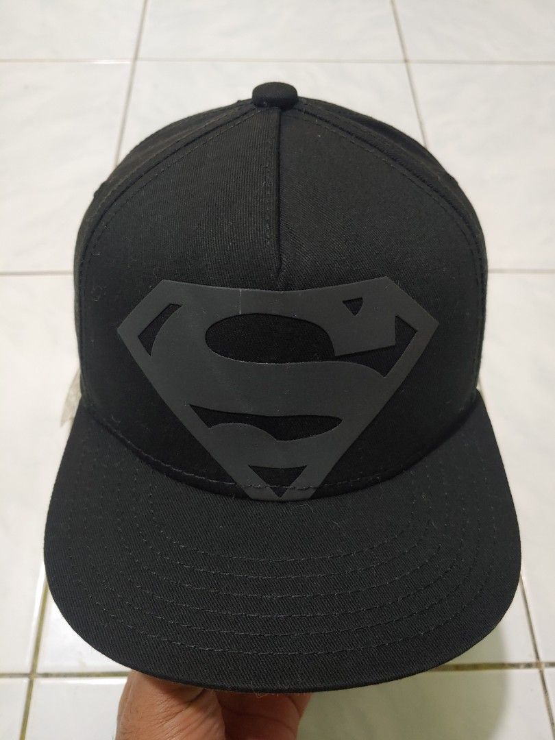Under armour online superman cap
