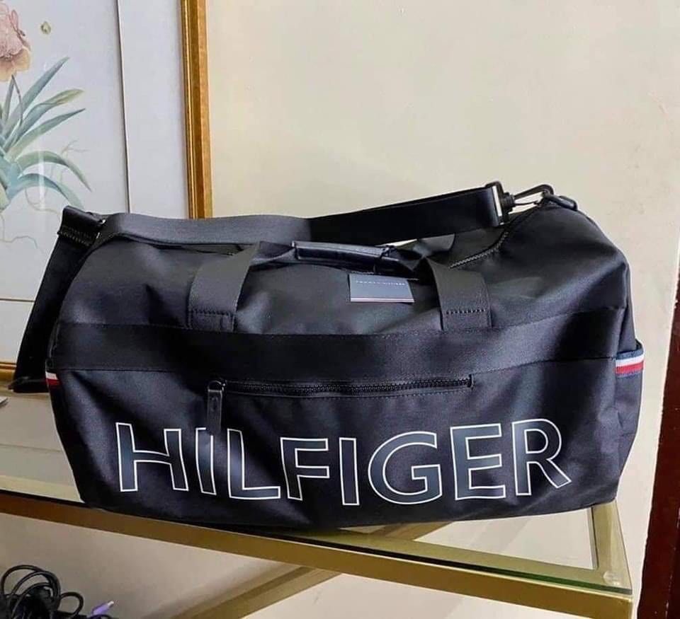 Tommy Hilfiger Duffle bag Brand new original, Men's Fashion, Bags