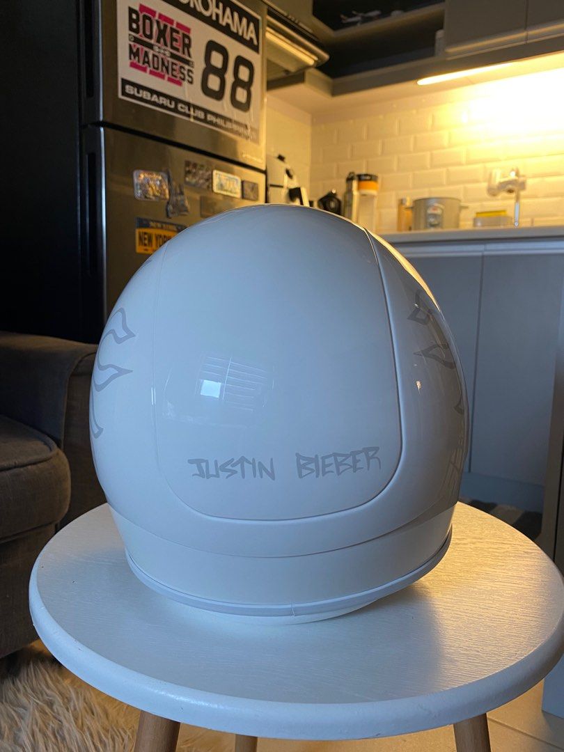 Vespa X Justin Bieber helmet Large, Motorbikes, Motorbike Parts