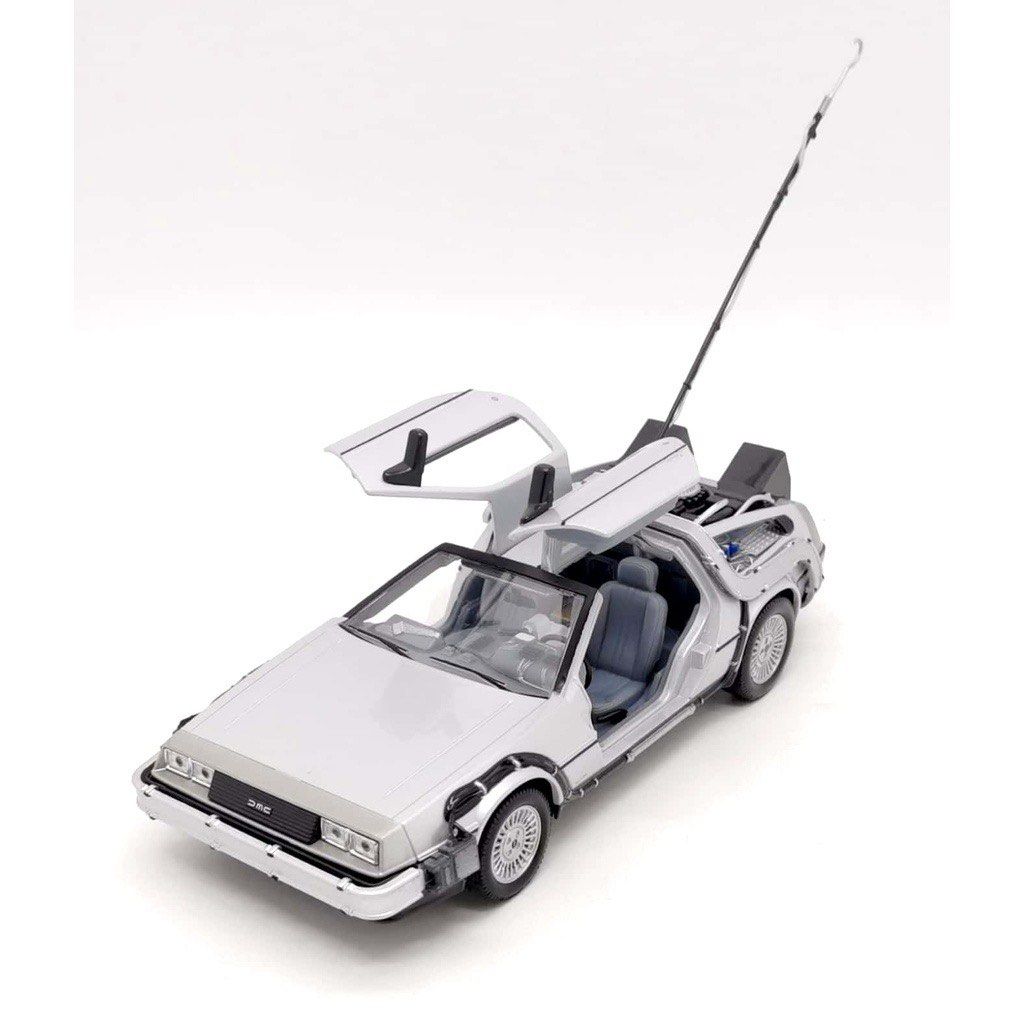 Welly Die Cast Metal Time Machine Back to The Future Scale 1/24 ...