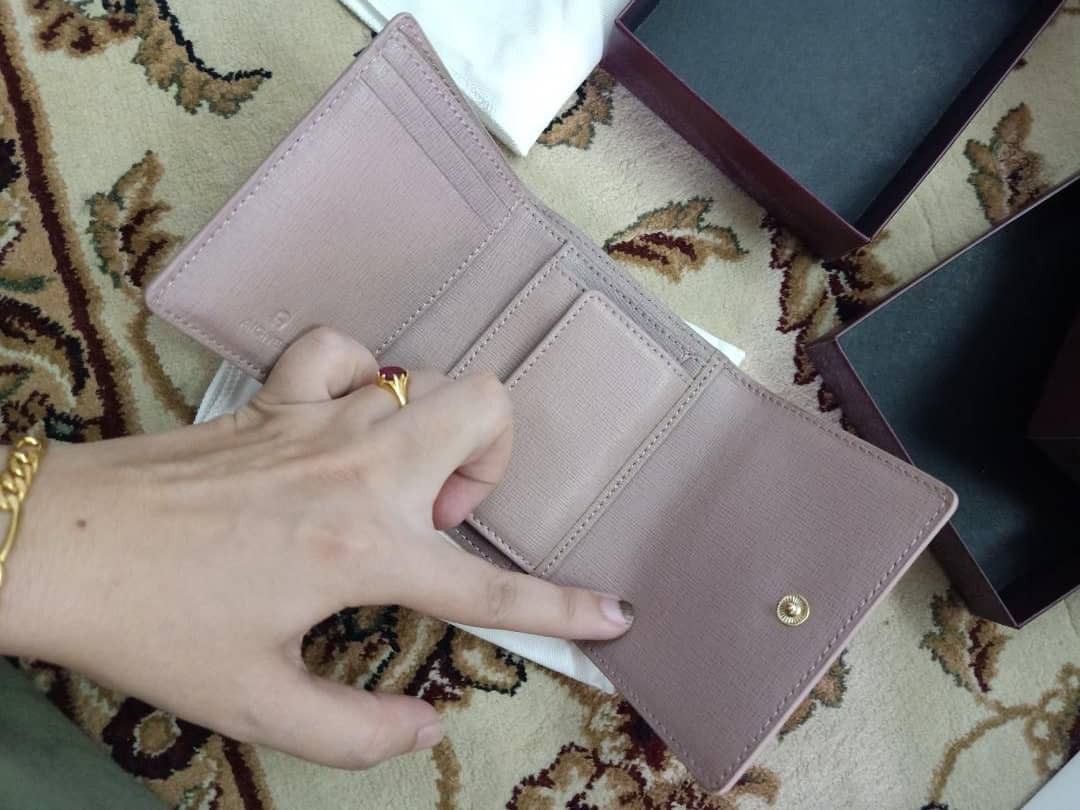 Aigner wallet sales malaysia price