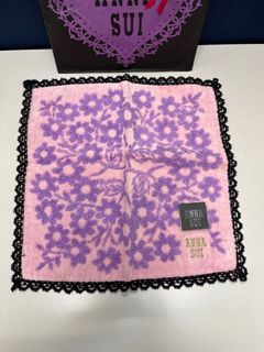 （分類：）位於 。 由 icecat23 提交（商品編號 1207887002，圖片 1）。簡介： 。