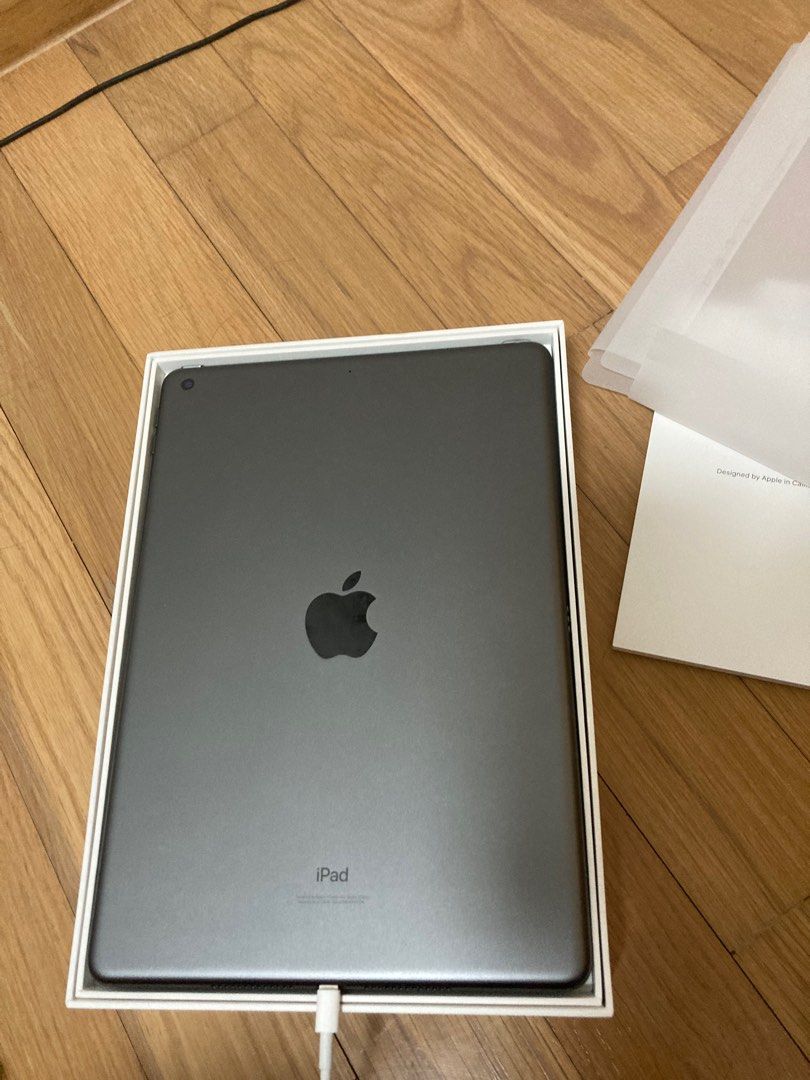 Apple iPad 10.2-inch Wi-Fi 64GB (Category: iPad) located in Taguig. Submitted by makeupjunkie22 (Listing ID 1207971387, Image 2). Description: Brand new .
