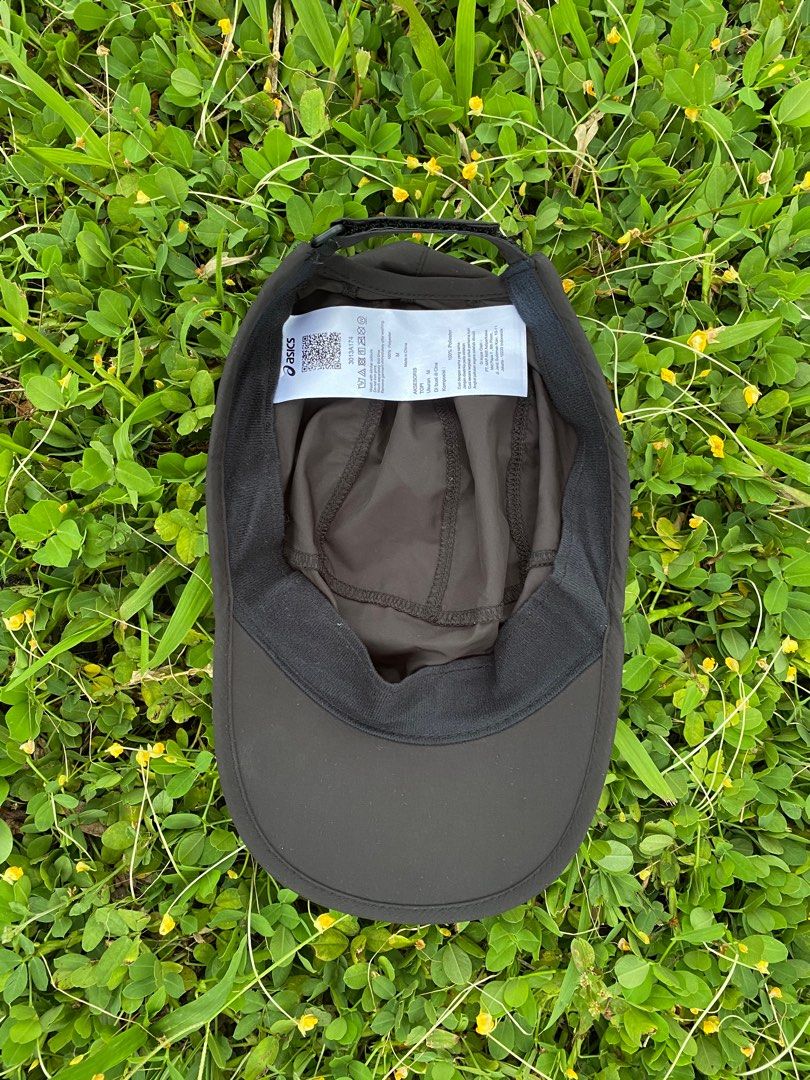 asics running cap black