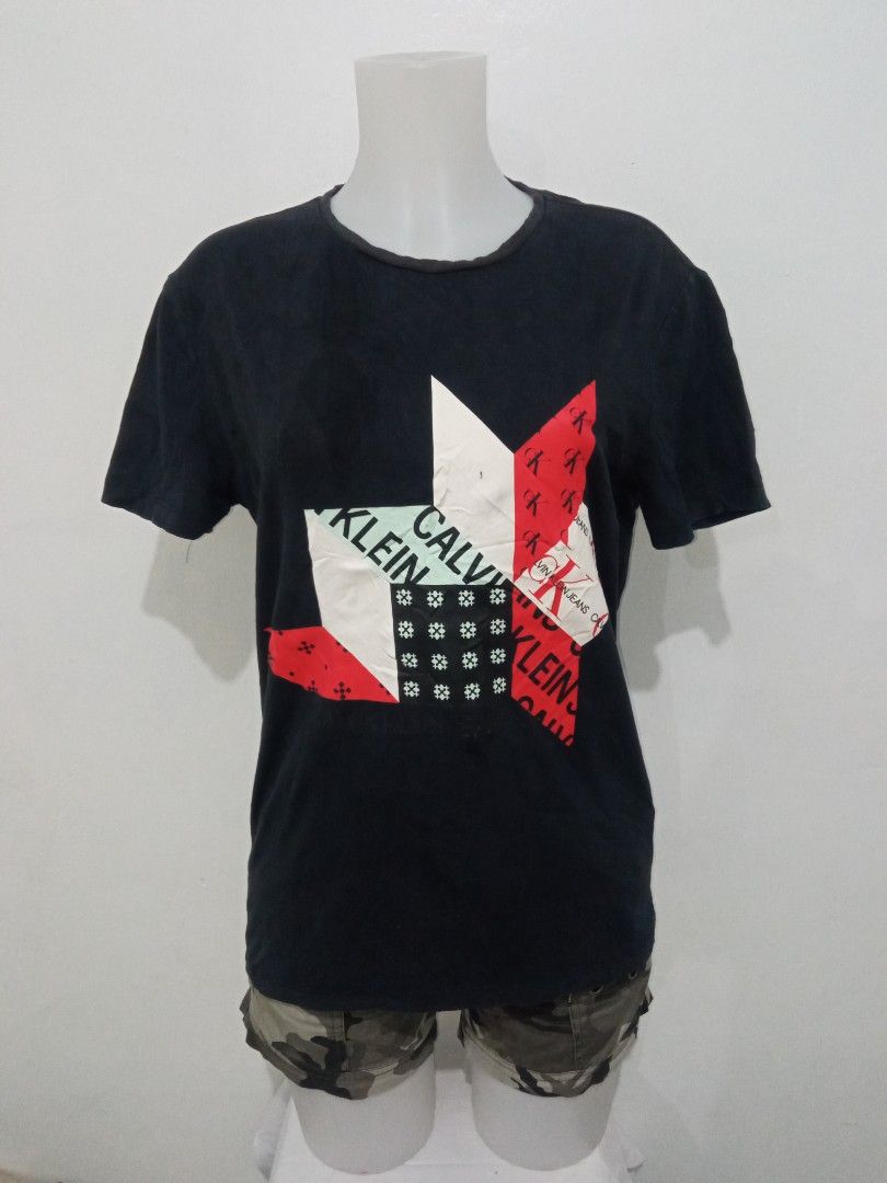 Calvin Klein Unisex shirt (Category: Shirts) located in Cardona. Submitted by authentic.ph (Listing ID 1207877823, Image 2). Description: .