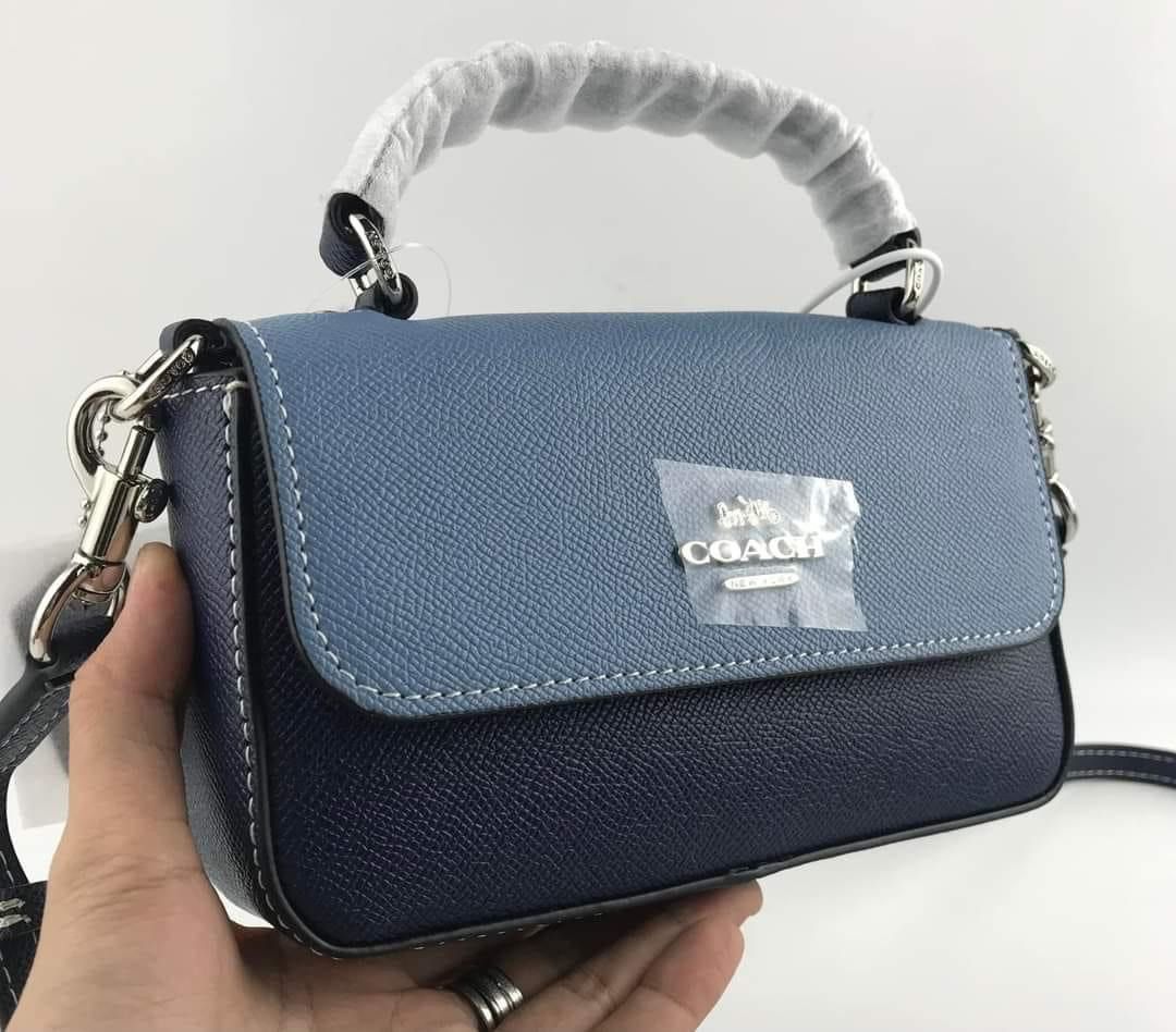 CCH MINI JOSIE (Category: Luxury Bags & Wallets) located in Batangas. Submitted by Aki.s_Cart (Listing ID 1207992452, Image 2). Description: CCH Mini Josie 17.5*10*5cm P2,100 + sf Actual photo MIRROR COPY.