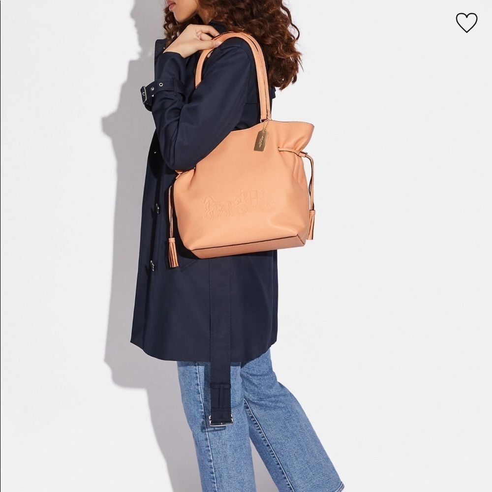 COACH Andy Tote Bag Horse & Carriage Faded Blush Pebble Leather, 名牌, 手袋 ...