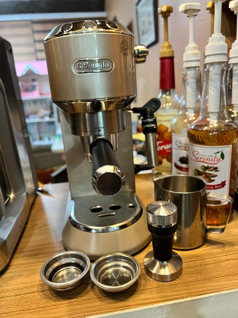 Delonghi Dedica Metallics, TV & Home Appliances, Kitchen Appliances