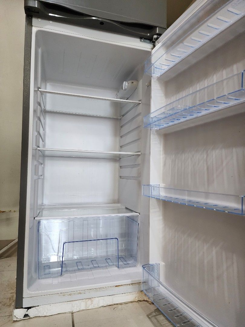 Eureka Refrigerator EDR K750, TV & Home Appliances, Kitchen Appliances