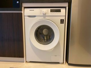 (Category: ) located in . Submitted by fuyeohhh (Listing ID 1207930494, Image 1). Description: .