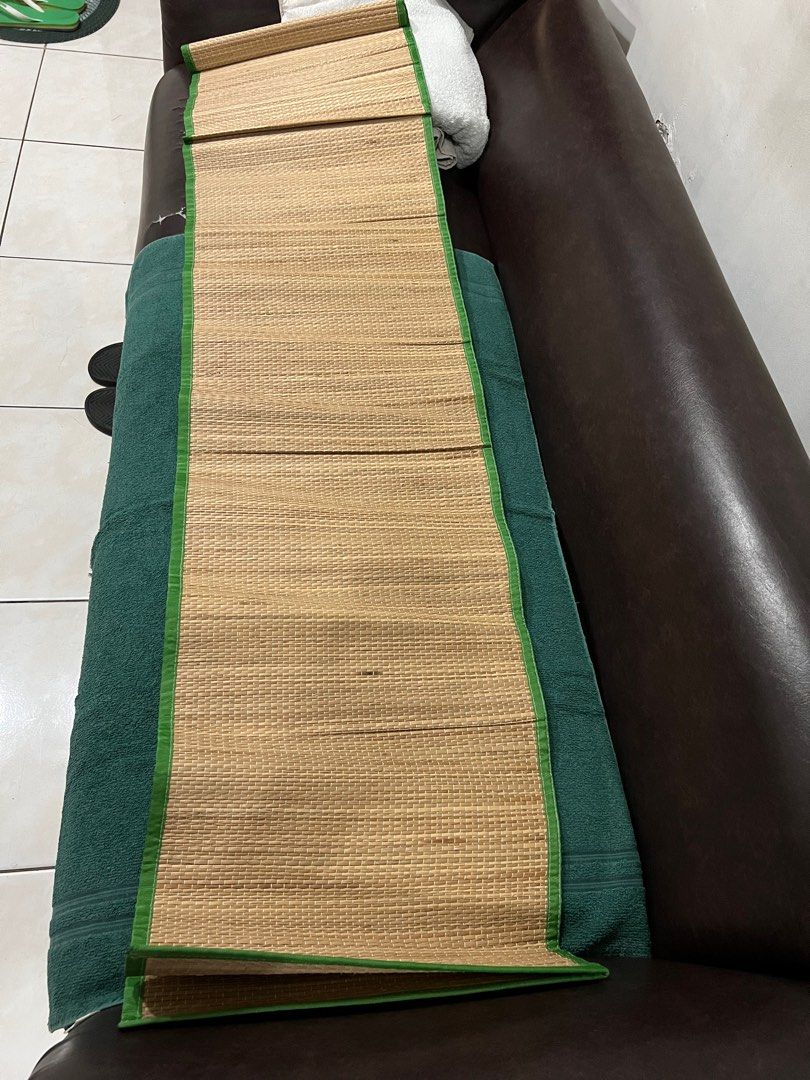 FOLDABLE BANIG - CAMPING / BEACH / OUTDOORS, Sports Equipment, Hiking ...