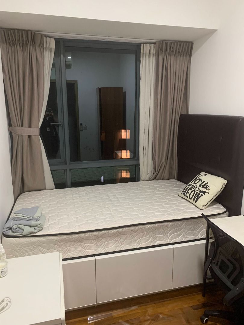 For Rent Common room at Palette condo next to Pasir Ris MRT