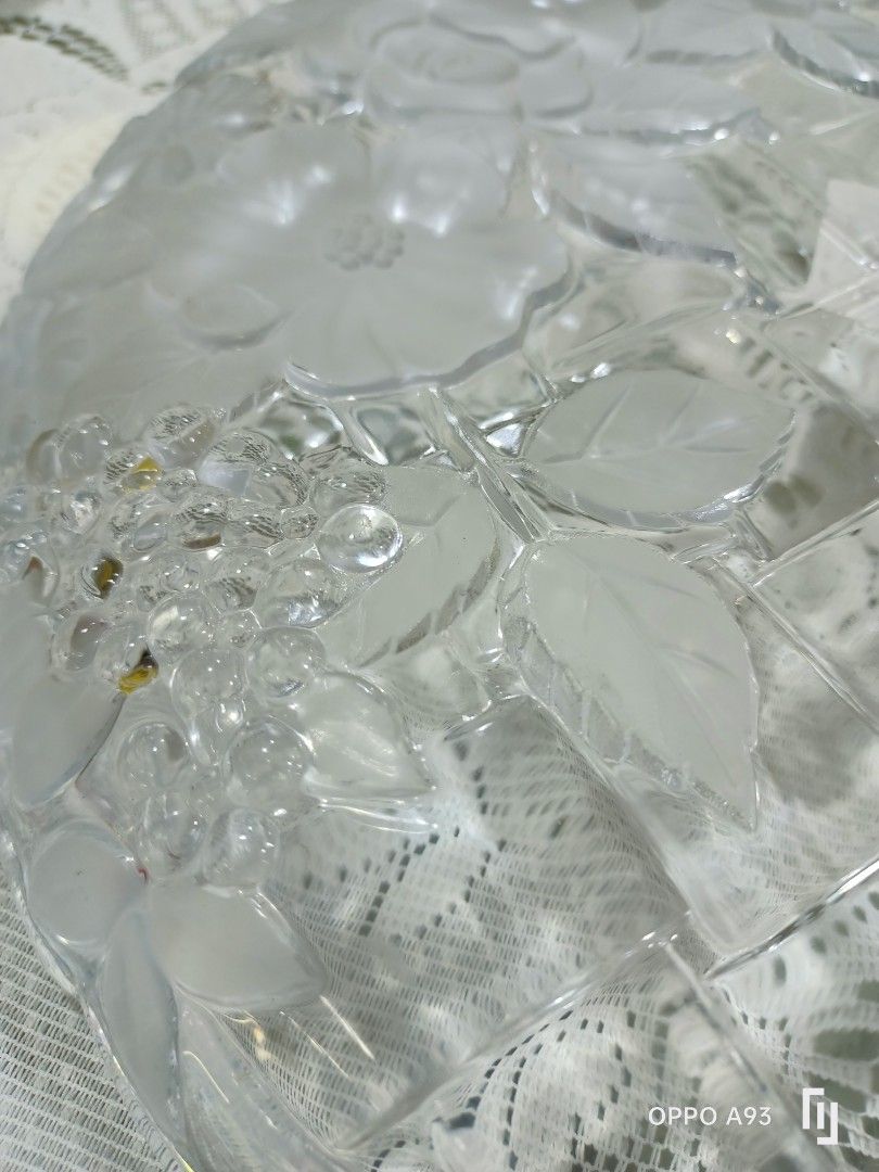 Glass Plate Display Flower Motif, Furniture & Home Living, Home Decor