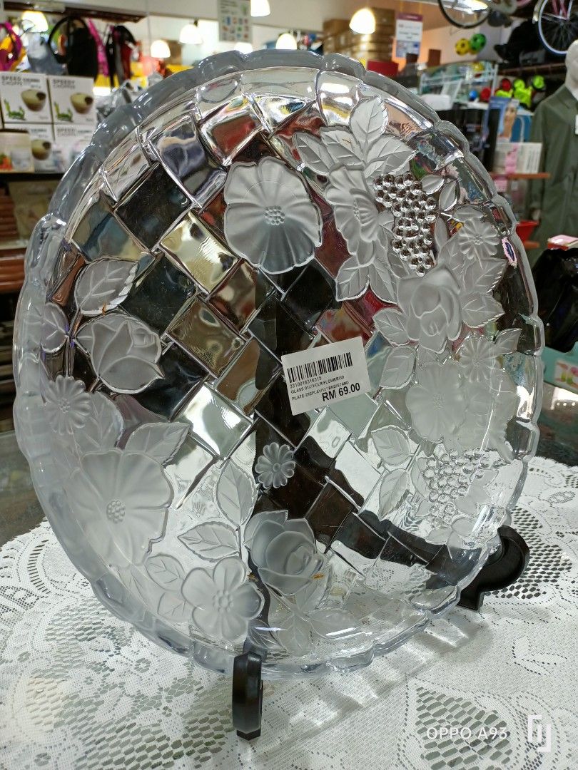 Glass Plate Display Flower Motif, Furniture & Home Living, Home Decor