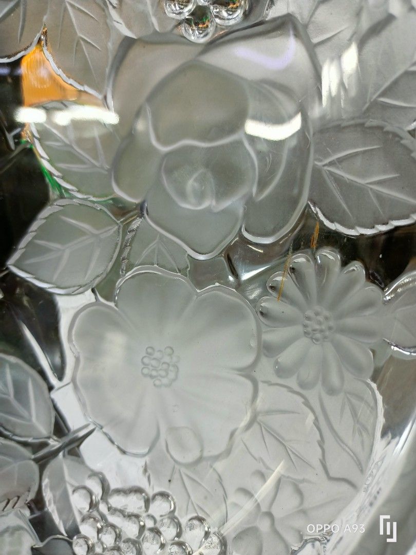 Glass Plate Display Flower Motif, Furniture & Home Living, Home Decor