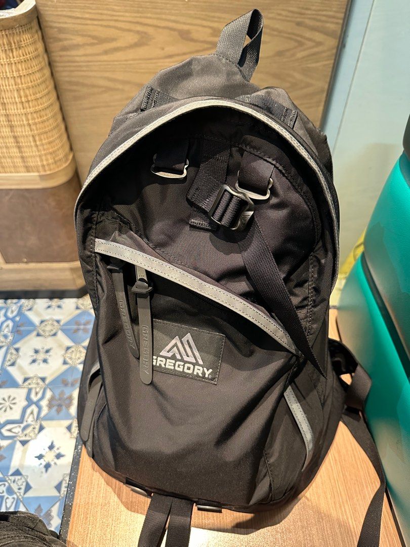 GREGORY backpack 26L Reflective Black Carousell