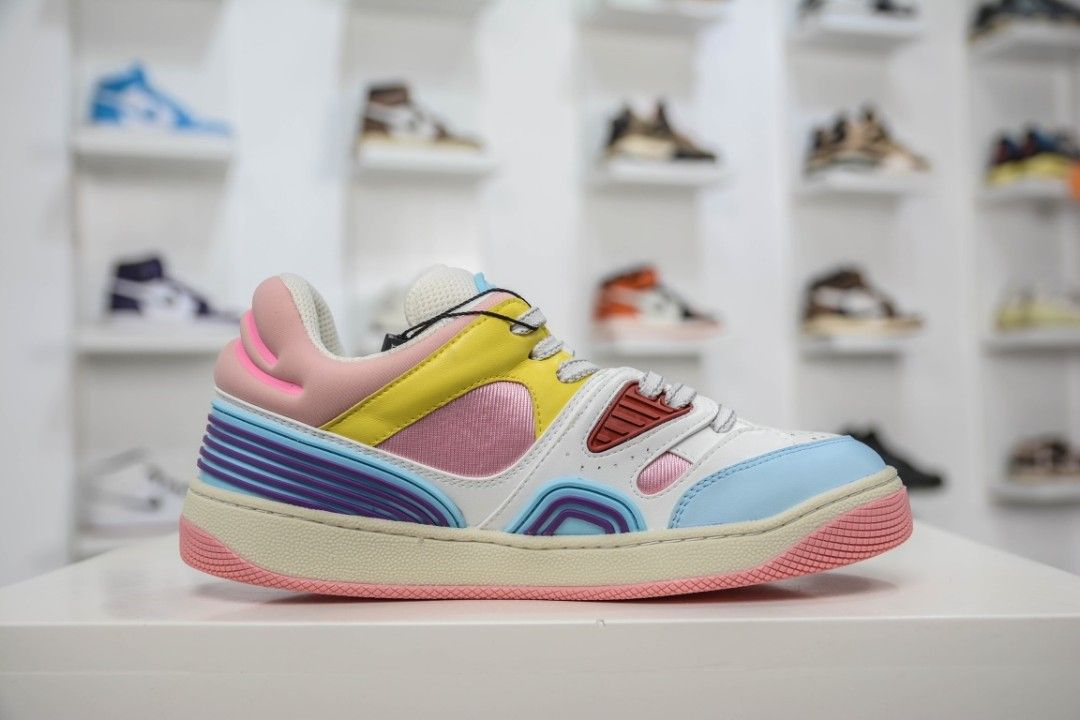 Basket nike top gucci